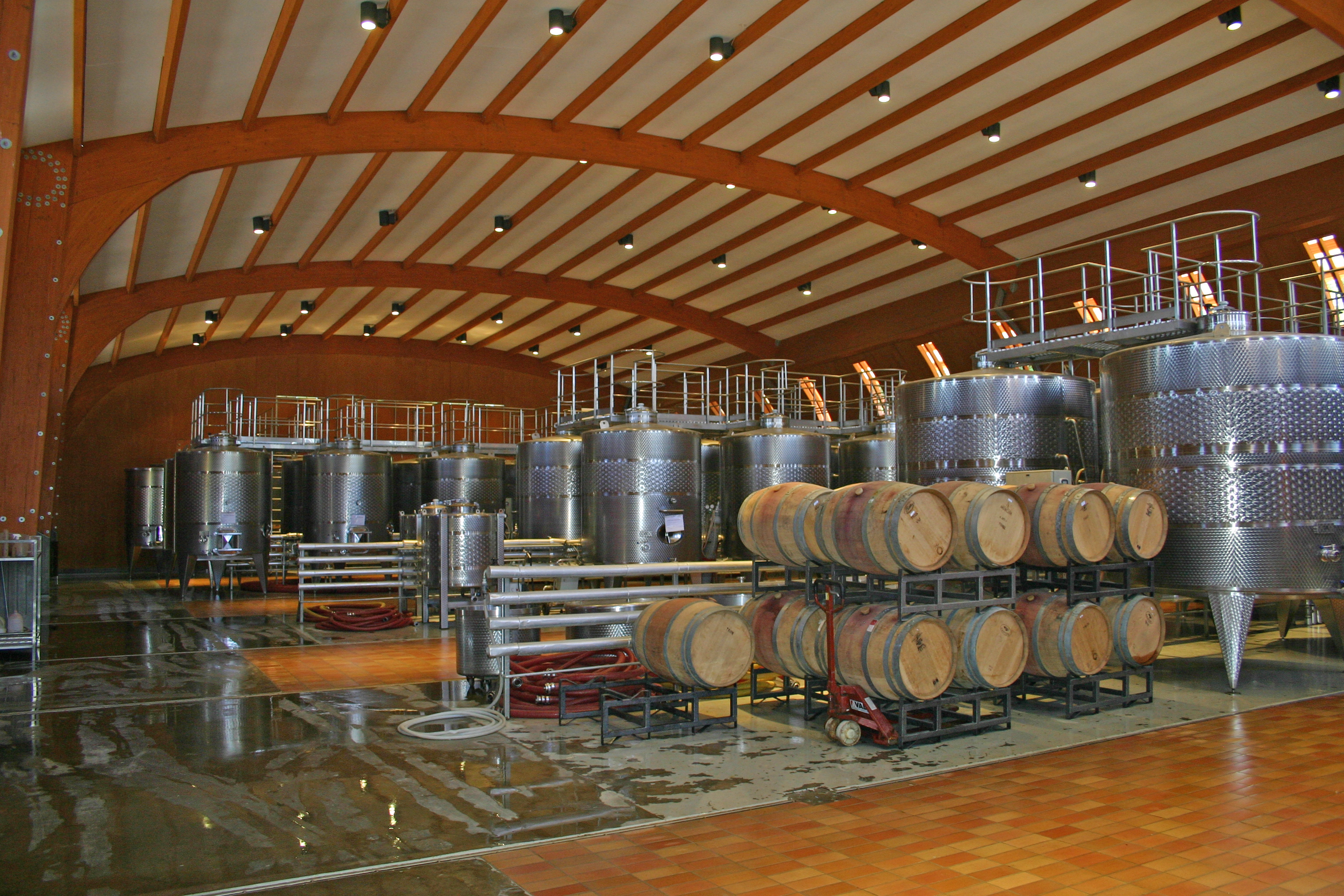 Loma Larga winery